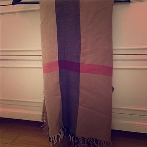 Authentic burberry  wool check scarf